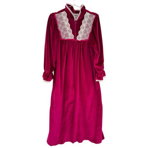 Vintage 80s Velour Robe Magenta with Ivory Lace Full Length Old Fashioned Modest